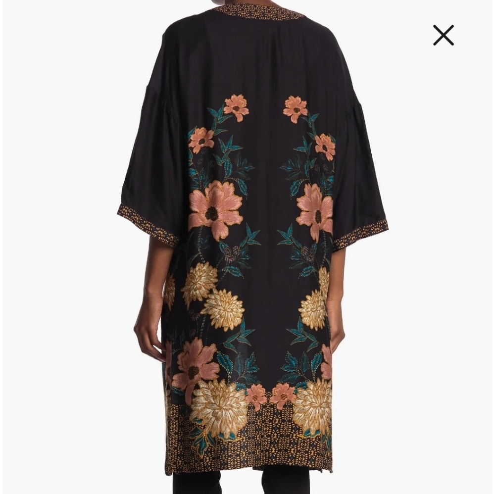 DR2 NWOT Floral Kimono Robe Black and Gold Pink Summer Spring Small One Size - Picture 1 of 7